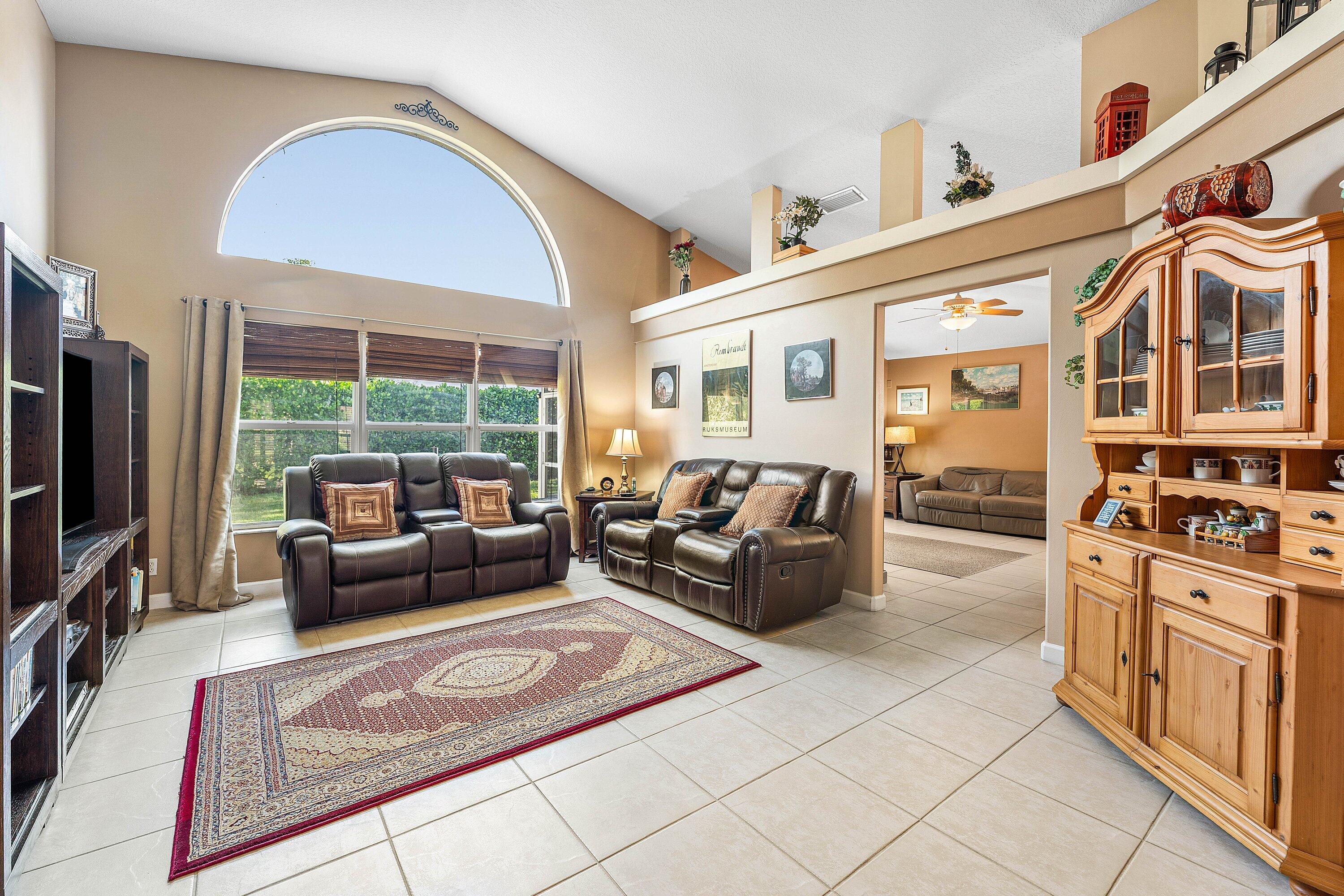 3766 Victoria Road West Palm Beach, FL 33411 - Photo 9 of 46 Living room
