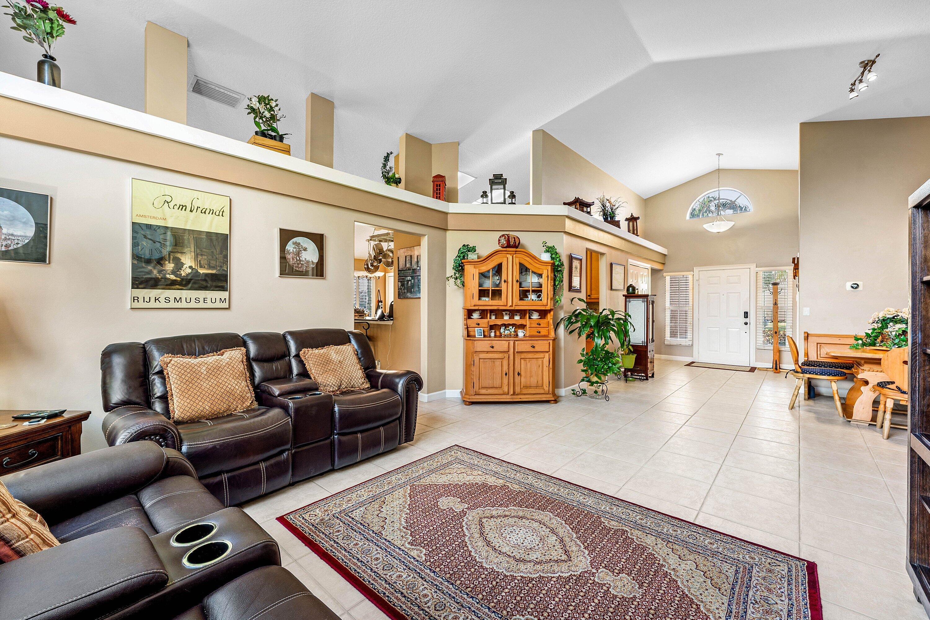 3766 Victoria Road West Palm Beach, FL 33411 - Photo 10 of 46 Living room