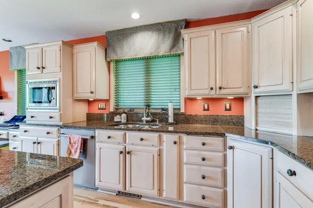 $889,000 | N2015 Stonecrest Road, Shelby, WI 54601