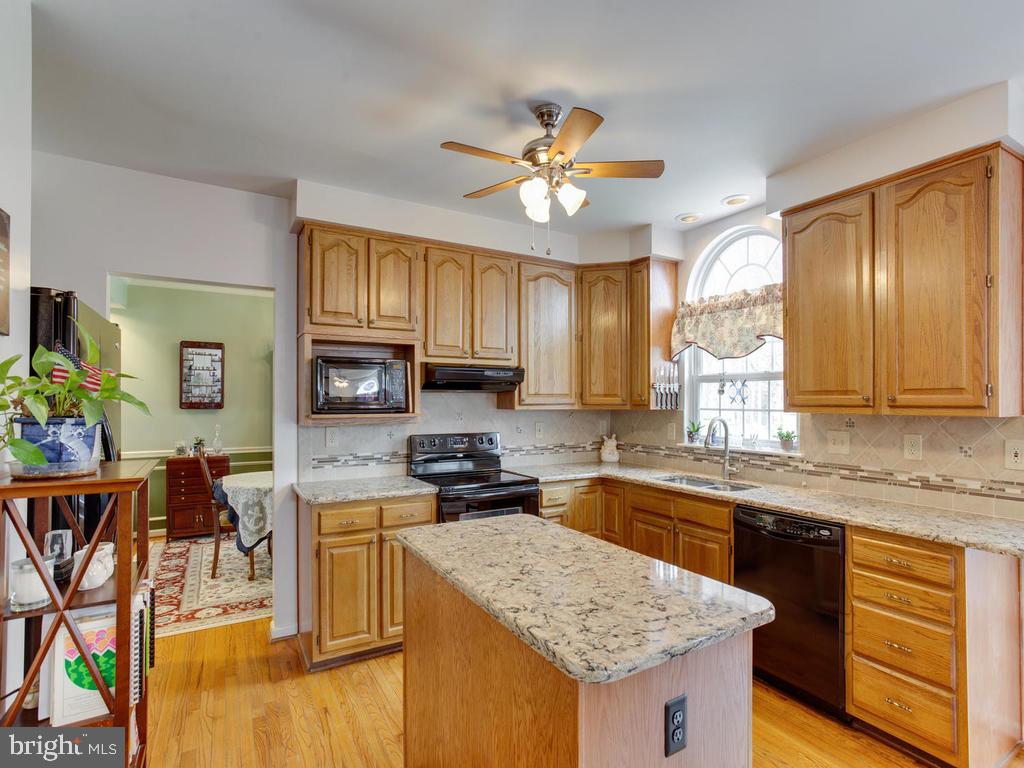 550 Small Reward Road Huntingtown, MD 20639 - Photo 17 of 68