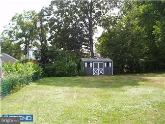 2860 East County Line Road Hatboro, PA 19040 - Photo 11 of 12 Exterior Back