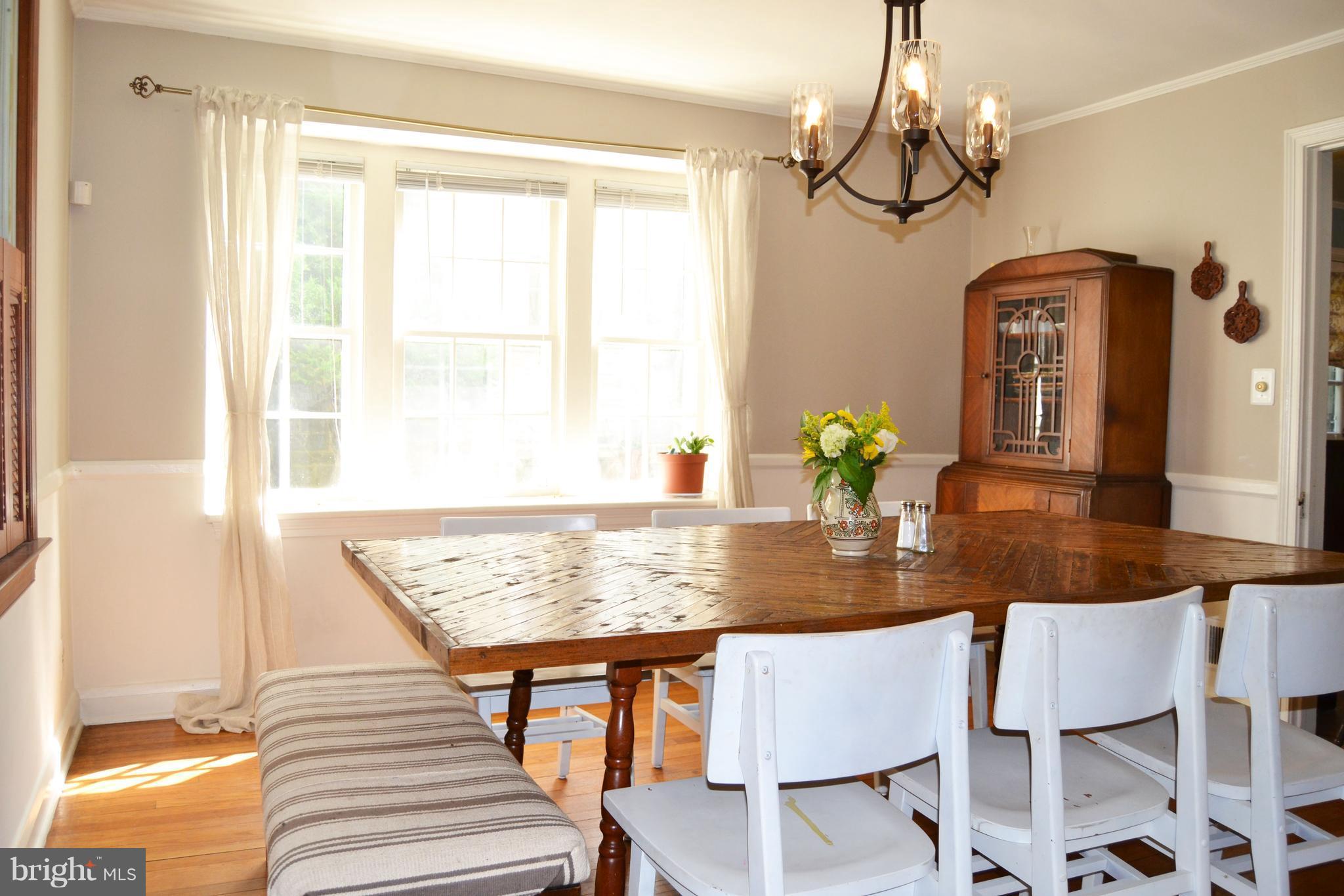 3647 Campfield Road Baltimore, MD 21207 - Photo 13 of 30 Tons of natural light