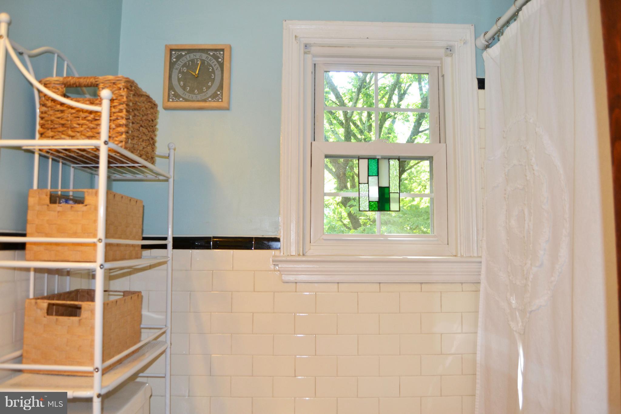 3647 Campfield Road Baltimore, MD 21207 - Photo 17 of 30 Main Bath