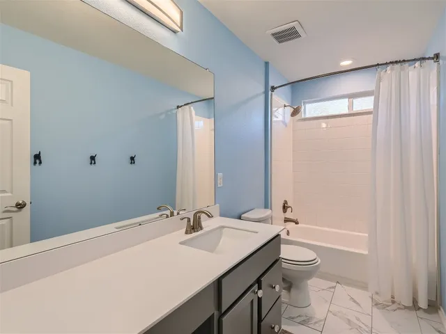 $2,500 | 7601 Rio Pass, Austin, TX 78724