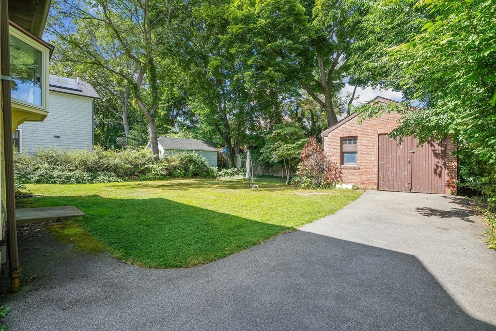 14 Ravenna Road Boston, MA 02132 - Photo 3 of 27 Gallery Image 3