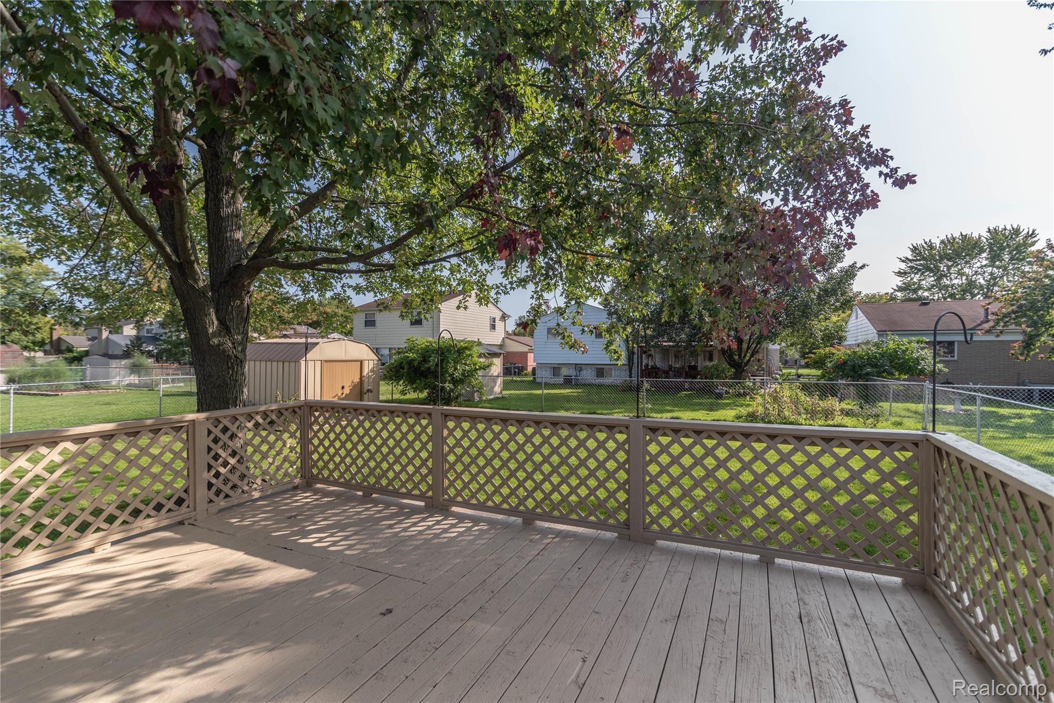 1770 Ranier Street Canton, MI 48187 - Photo 33 of 38 Yard view from deck