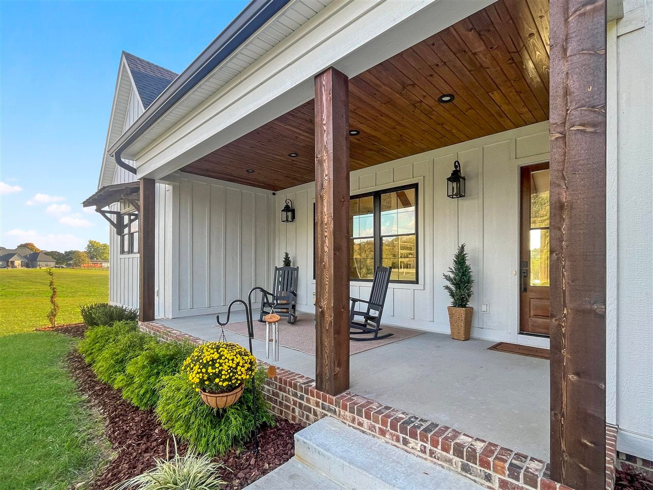 3703 H E Johnson Road Alvaton, KY 42122 - Photo 4 of 69 Gallery Image 4