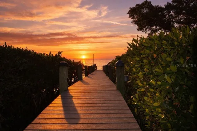 $8,500 | 7676 Westmoreland Drive, Sarasota, FL 34243