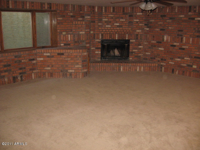 2505 East Lehi Road, Unit 12 Mesa, AZ 85213 - Photo 2 of 10 Family Room