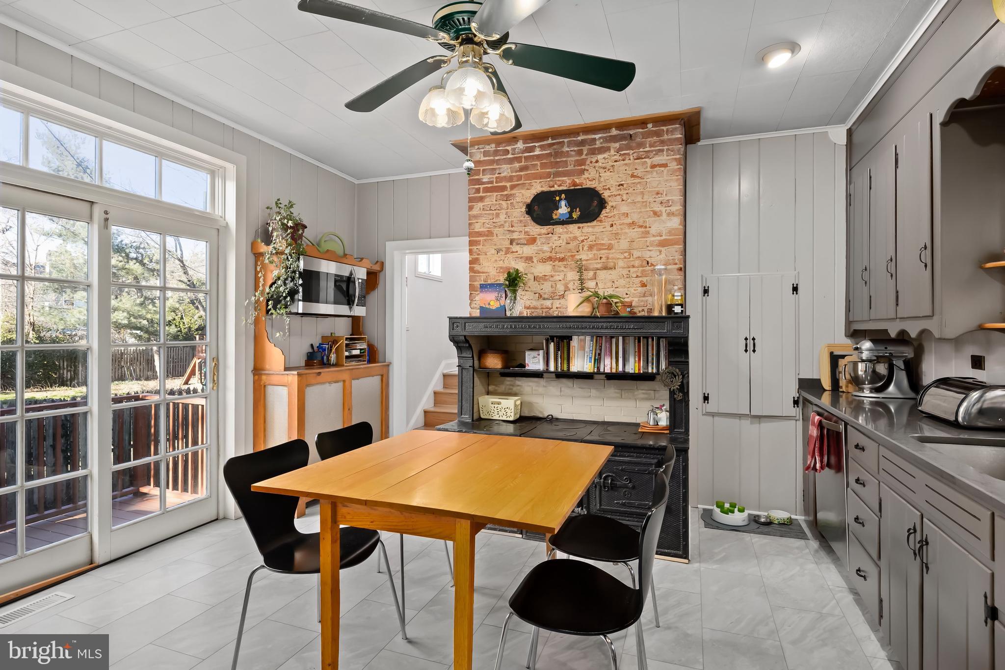 207 Main Street Riverton, NJ 08077 - Photo 21 of 52 Kitchen