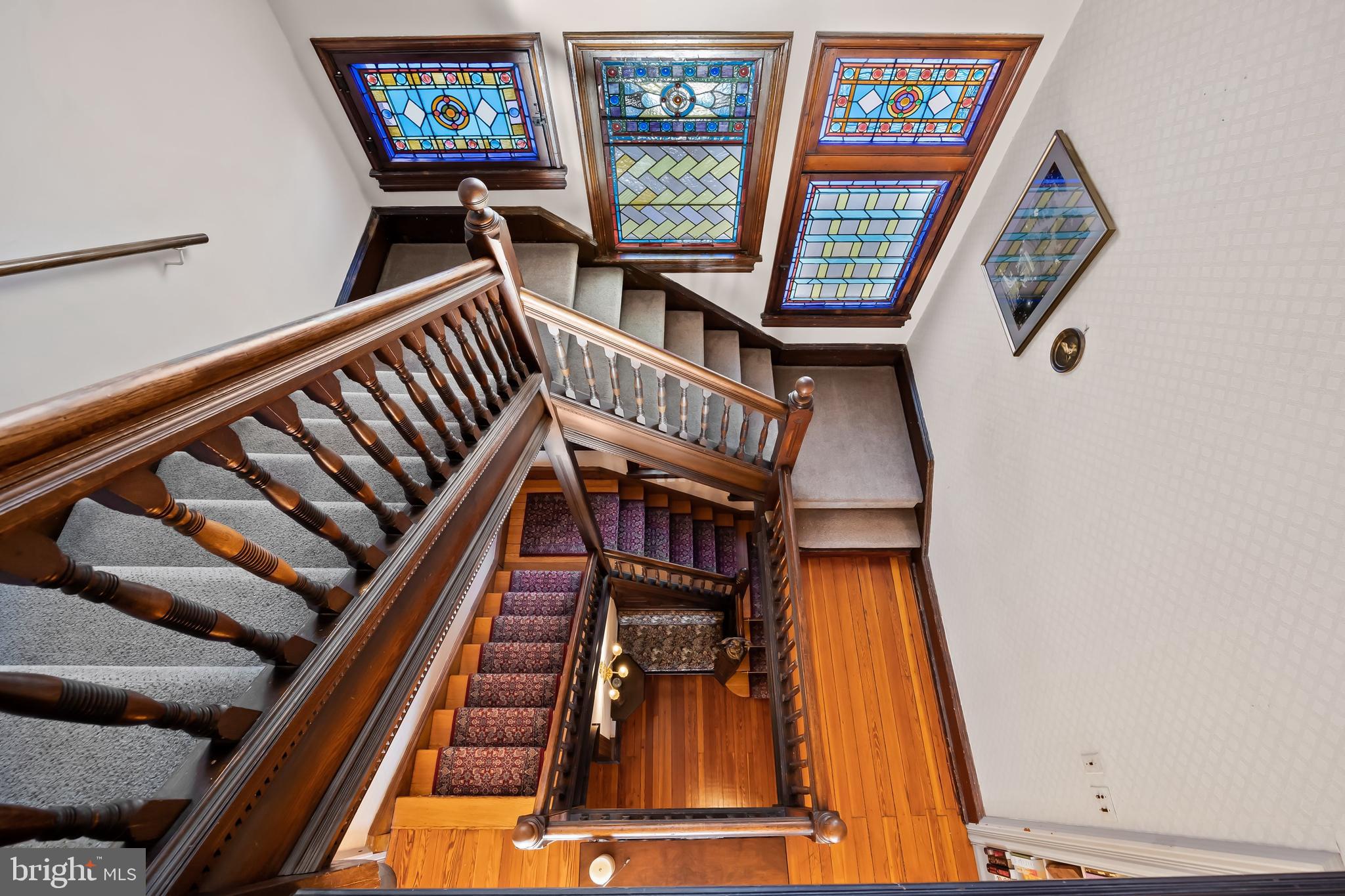 207 Main Street Riverton, NJ 08077 - Photo 38 of 52 Staircase