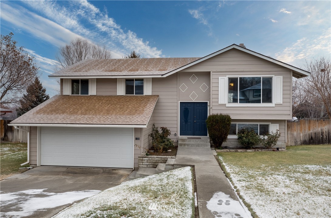 1725 South Jean Street Kennewick, WA 99337 - Photo 2 of 26