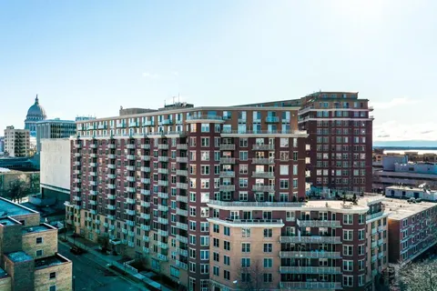 $250,000 | 333 West Mifflin Street, Unit 4100, Madison, WI 53703