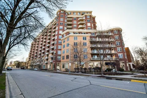 $250,000 | 333 West Mifflin Street, Unit 4100, Madison, WI 53703