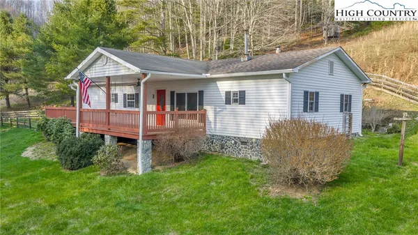 $280,000 | 3160 Roundabout Road, Creston, NC 28615