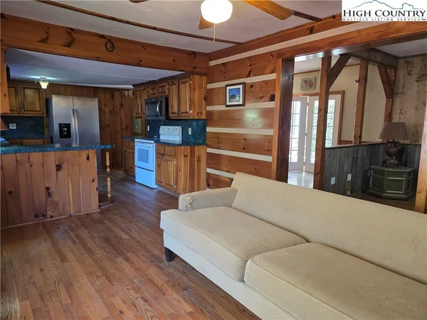 $280,000 | 3160 Roundabout Road, Creston, NC 28615