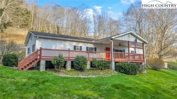 $280,000 | 3160 Roundabout Road, Creston, NC 28615