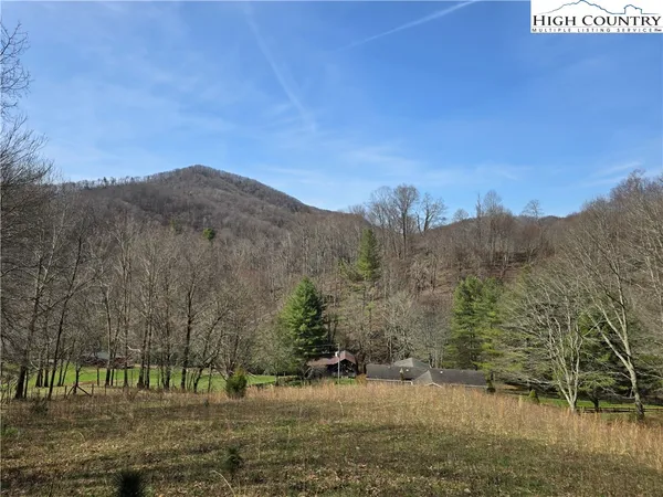 $280,000 | 3160 Roundabout Road, Creston, NC 28615