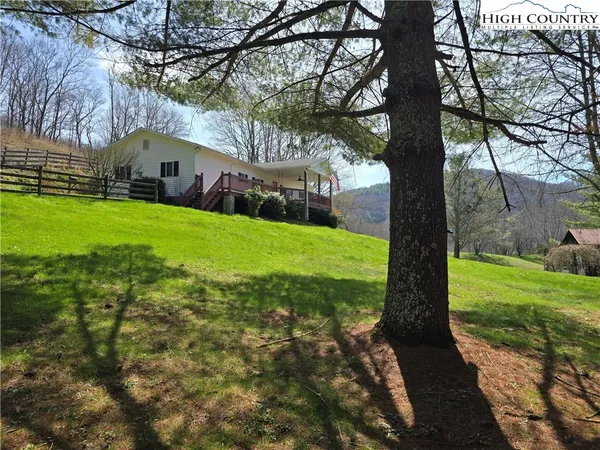 $280,000 | 3160 Roundabout Road, Creston, NC 28615