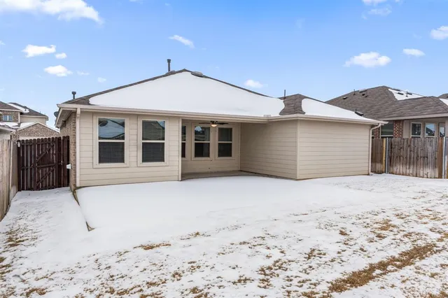 $1,925 | 312 Saguaro Drive, Fort Worth, TX 76052