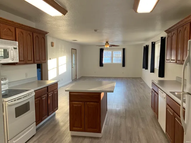 $1,400 | 107 North Rufus Street, New Haven, IN 46774