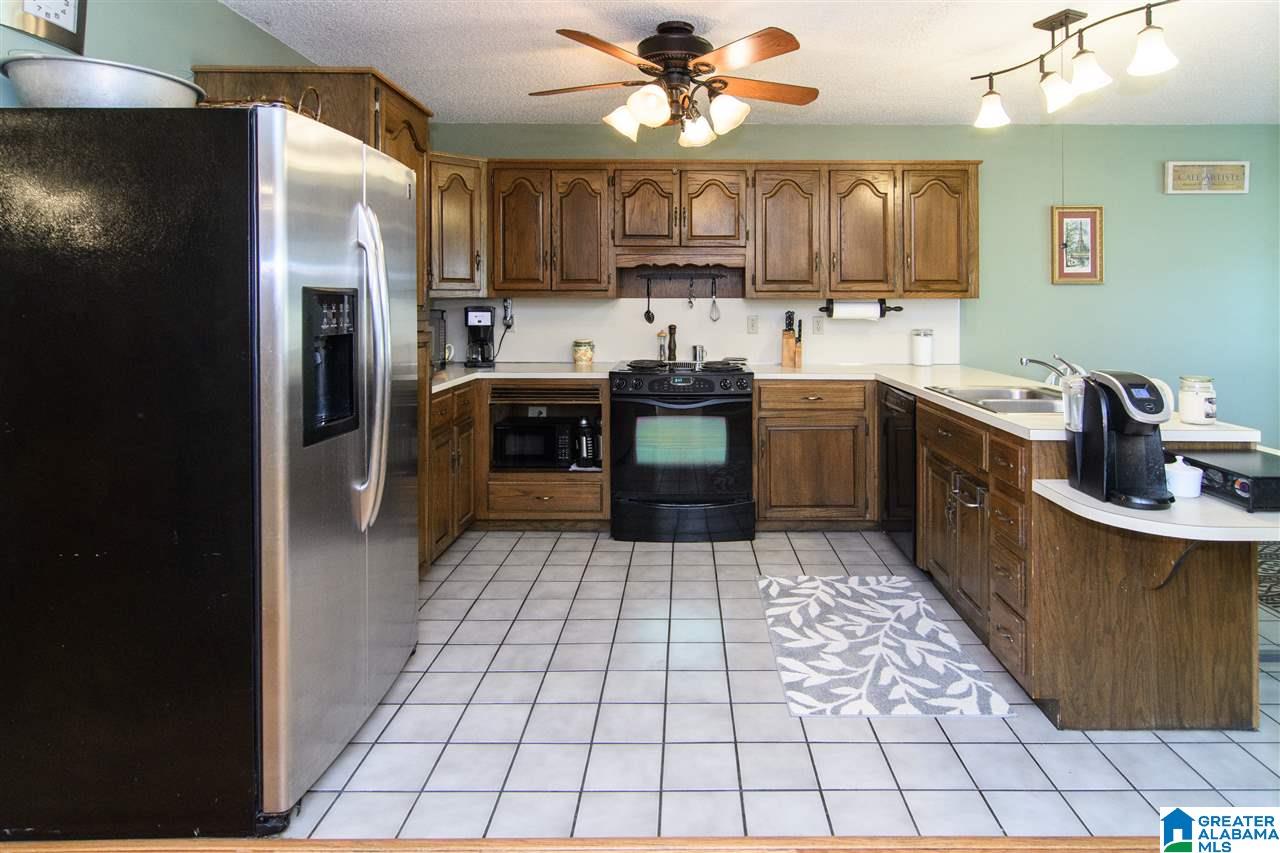 865 Springmeadow Drive Gardendale, AL 35071 - Photo 18 of 47