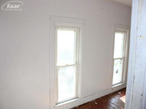 13347 Bancroft Road Byron, MI 48418 - Photo 14 of 30 20353928-13.JPG