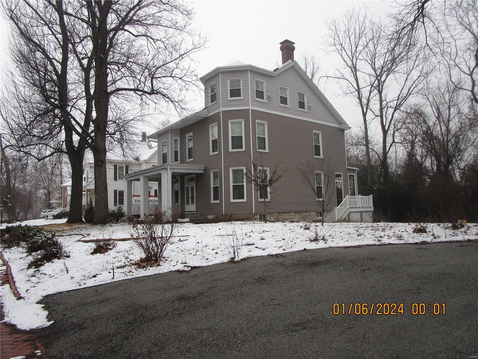 1217 State Street Alton, IL 62002 - Photo 10 of 85 Gallery Image 10