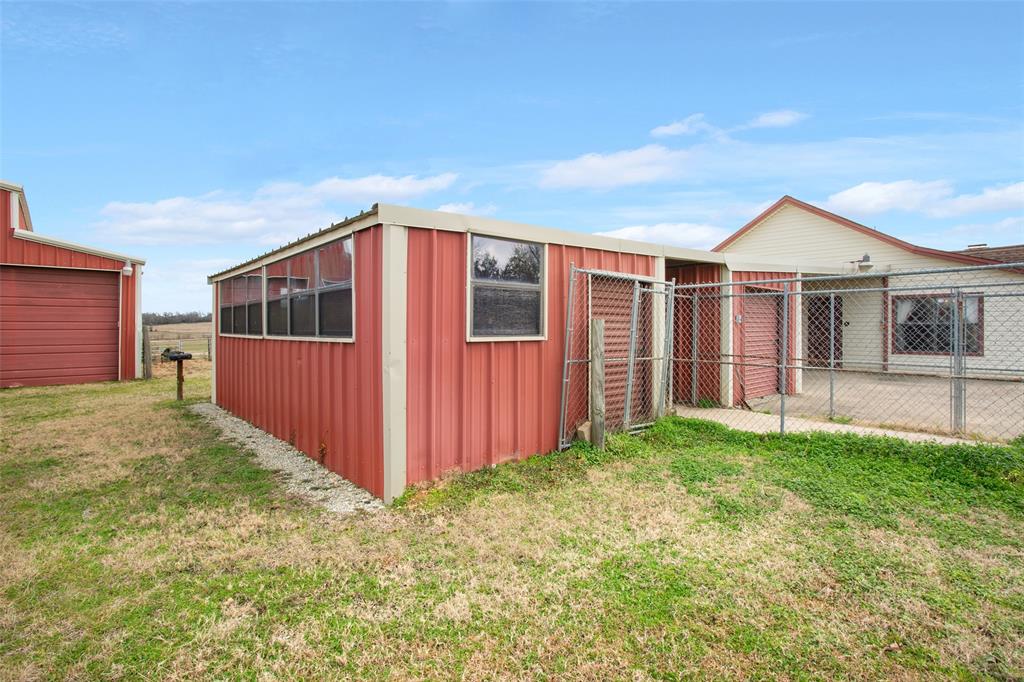 649 Highway 84 Fairfield, TX 75840 - Photo 28 of 39