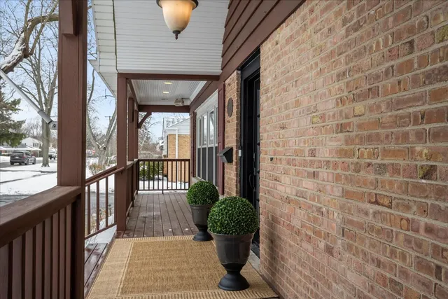 $1,750,000 | 265 Dickens Street, Northfield, IL 60093