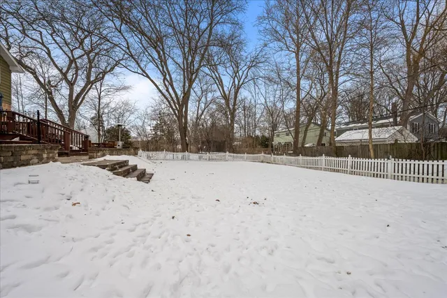 $1,750,000 | 265 Dickens Street, Northfield, IL 60093