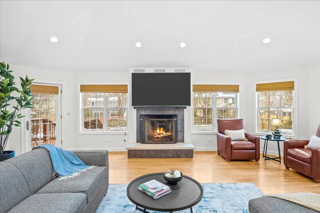 $1,750,000 | 265 Dickens Street, Northfield, IL 60093