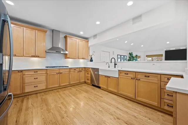 $1,750,000 | 265 Dickens Street, Northfield, IL 60093