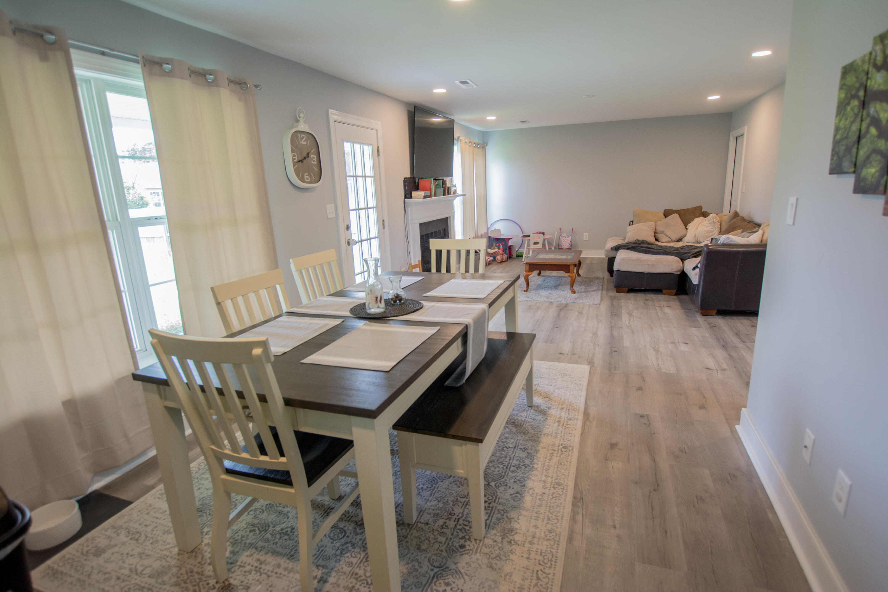 1207 Roma Road Hanahan, SC 29410 - Photo 7 of 25 _DSC5457