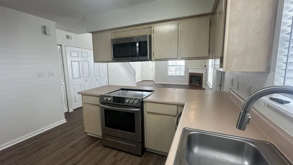 $1,800 | 3480 Daylily Lane, Tallahassee, FL 32308