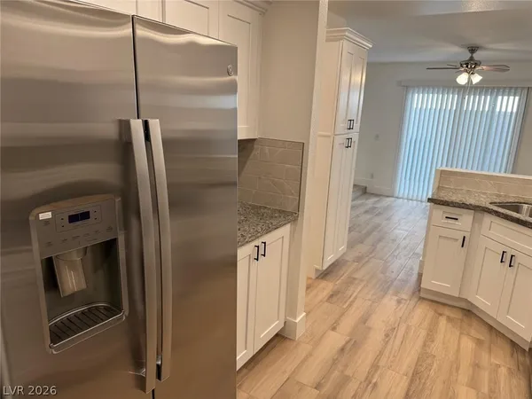 $1,990 | 8075 Teresita Avenue, Las Vegas, NV 89147