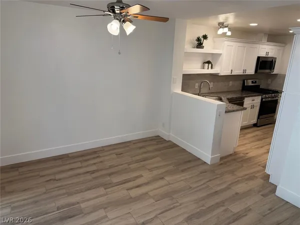 $1,990 | 8075 Teresita Avenue, Las Vegas, NV 89147