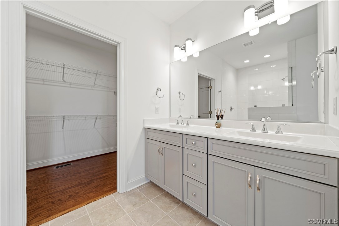 706 West Vaughan Road Ashland, VA 23005 - Photo 14 of 28 Double Sink