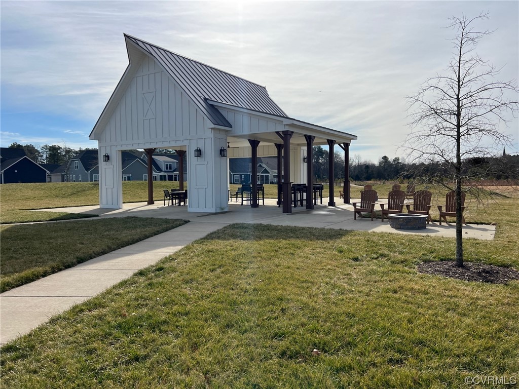 706 West Vaughan Road Ashland, VA 23005 - Photo 24 of 28 Meeting Barn