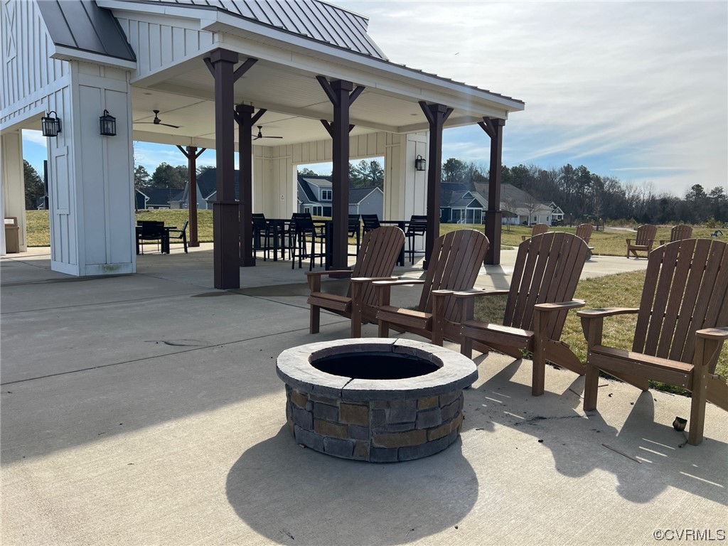 706 West Vaughan Road Ashland, VA 23005 - Photo 25 of 28 Fire Pits
