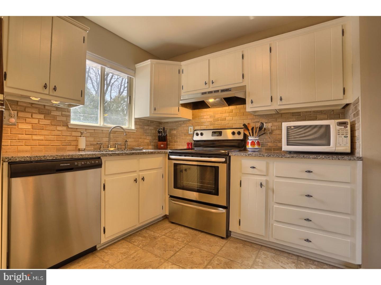 216 High Boulevard Reading, PA 19607 - Photo 15 of 25 Gallery Image 15