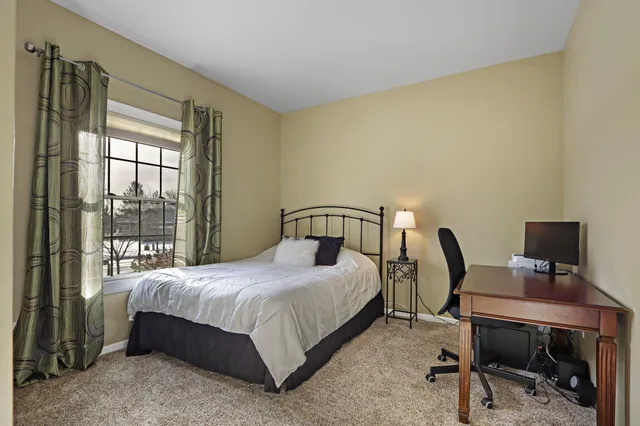 $624,900 | 2117 Stonegate Road, Burlington, WI 53105