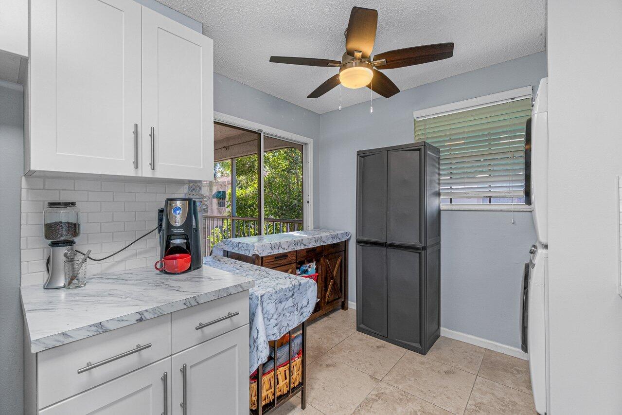 6618 Via Regina Boca Raton, FL 33433 - Photo 18 of 28 016-6618ViaRegina-BocaRaton-FL-33433-SMA