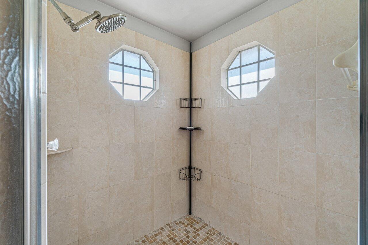 6618 Via Regina Boca Raton, FL 33433 - Photo 25 of 28 025-6618ViaRegina-BocaRaton-FL-33433-SMA