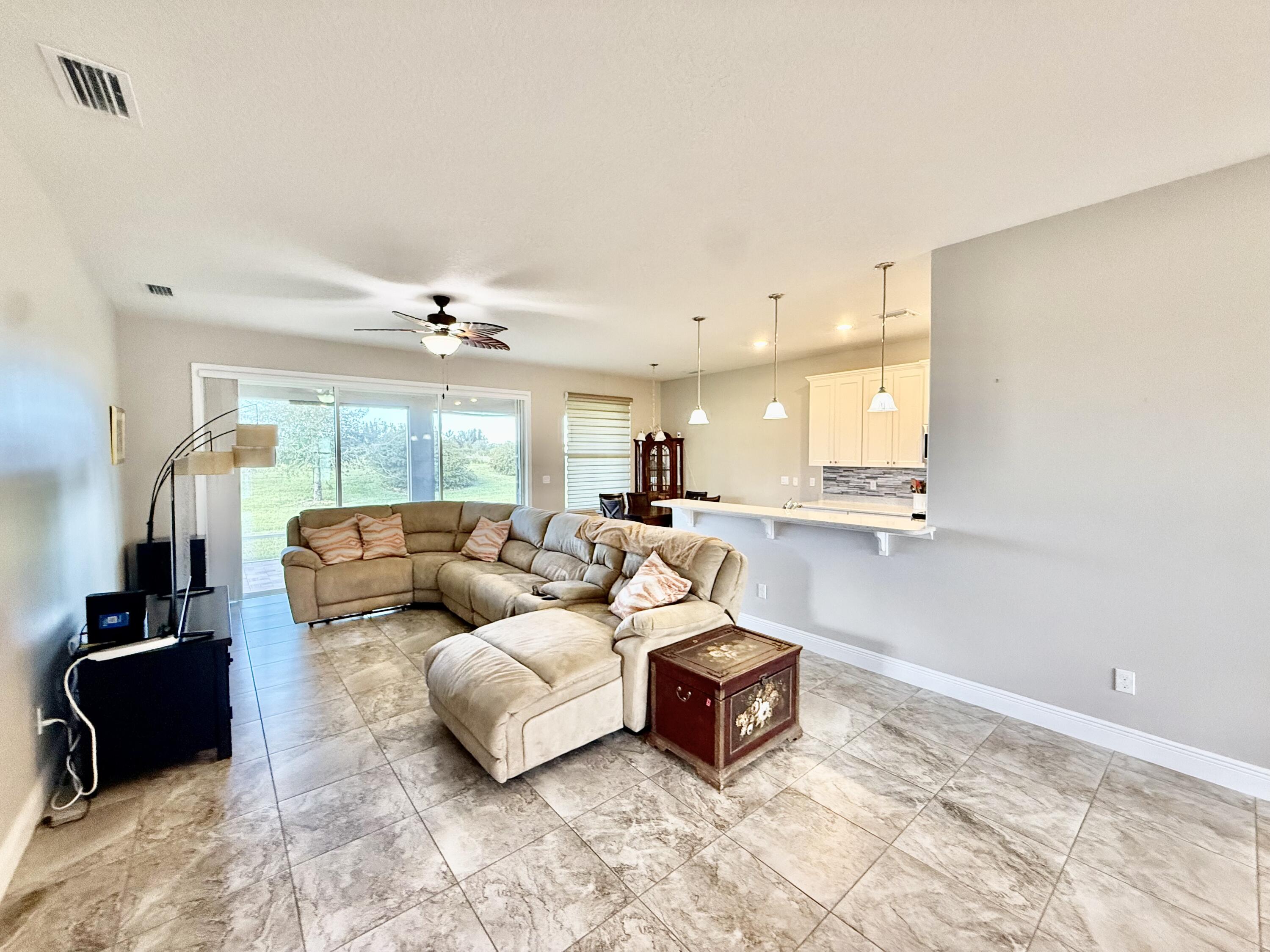 722 Yearling Trail Sebastian, FL 32958 - Photo 16 of 41 IMG_6477