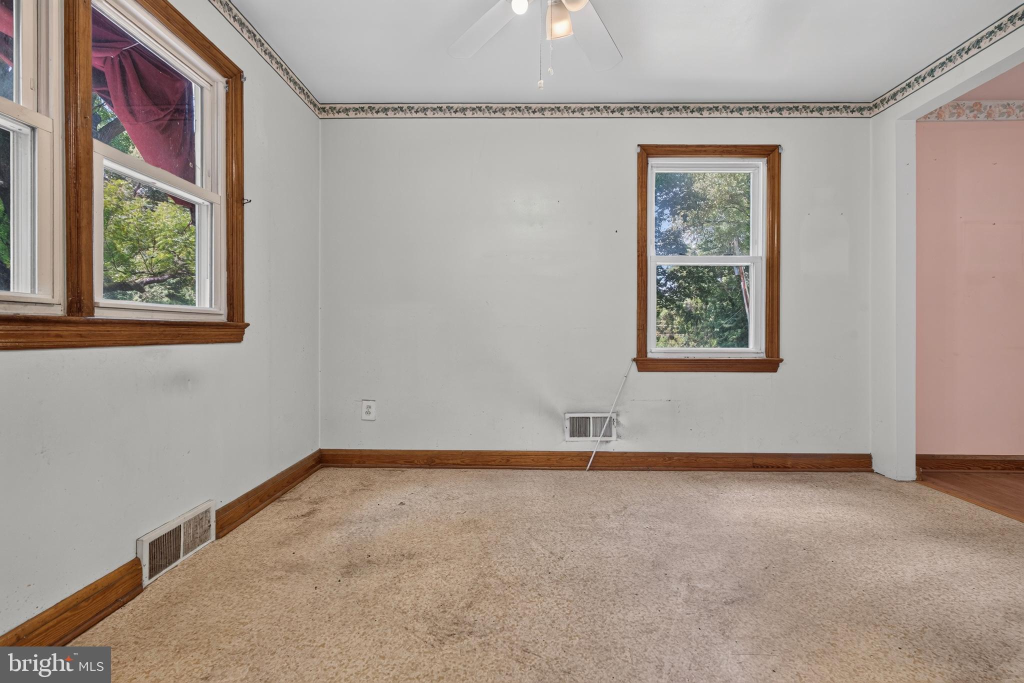 16 Balfred Road Baltimore, MD 21228 - Photo 16 of 29 Gallery Image 16