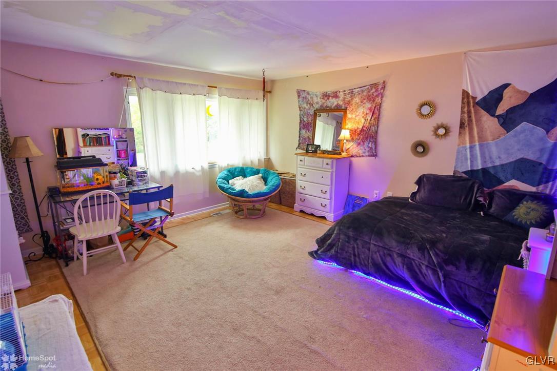 1538 Creekside Road Whitehall, PA 18052 - Photo 15 of 36 Gallery Image 15