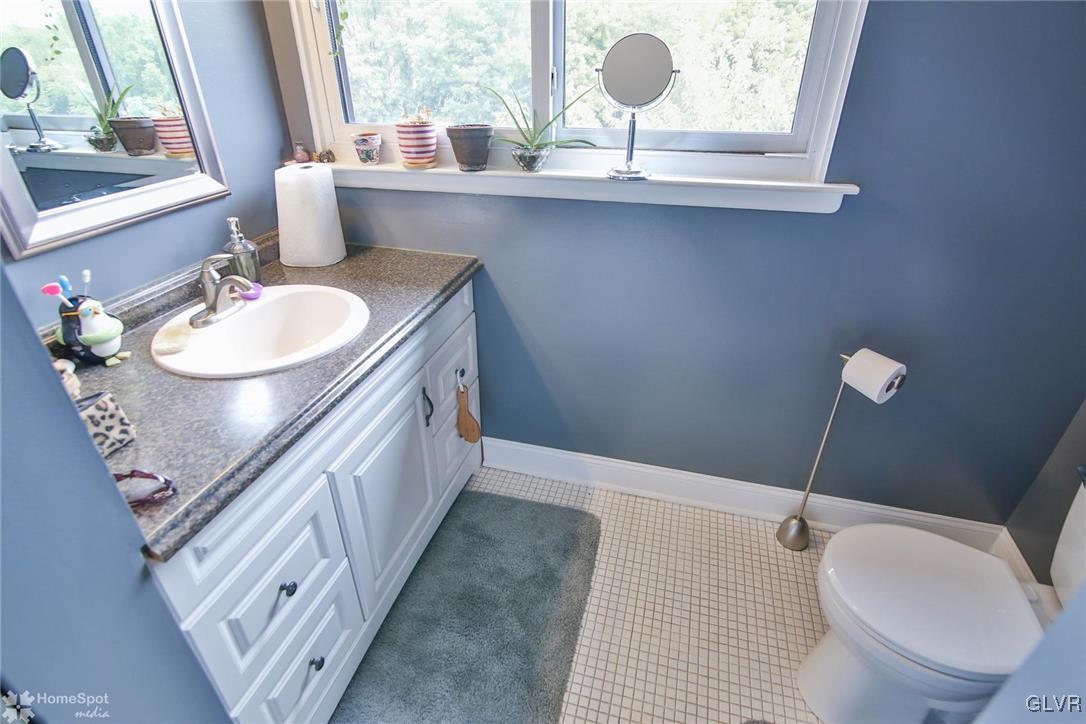 1538 Creekside Road Whitehall, PA 18052 - Photo 29 of 36 Gallery Image 29