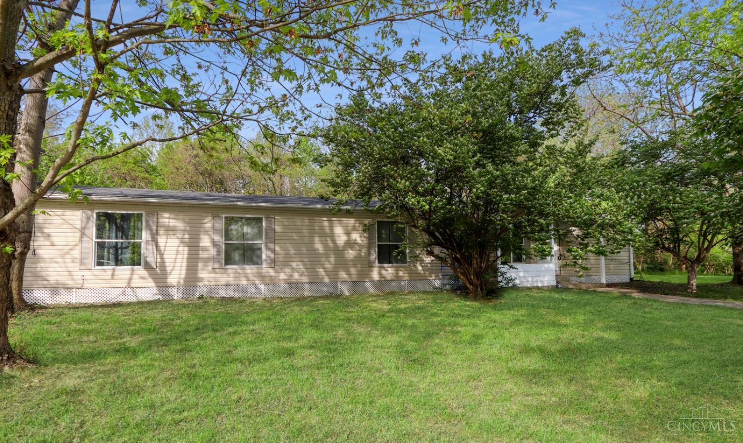 531 Robertson Road Felicity, OH 45120 - Photo 2 of 26