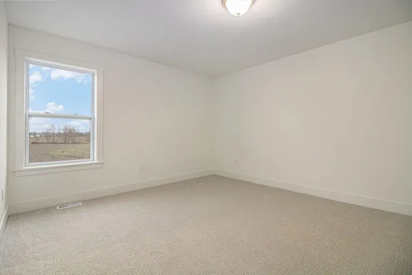 $549,900 | 7946 Snow View Drive Southeast, Alto, MI 49302